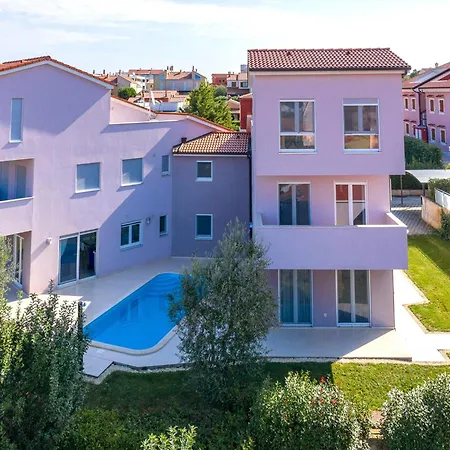 Apartment In Banjole Near The Beach, Cleaning Included